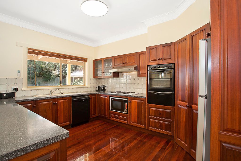 10 Hughs Road, WARRNAMBOOL, VIC 3280