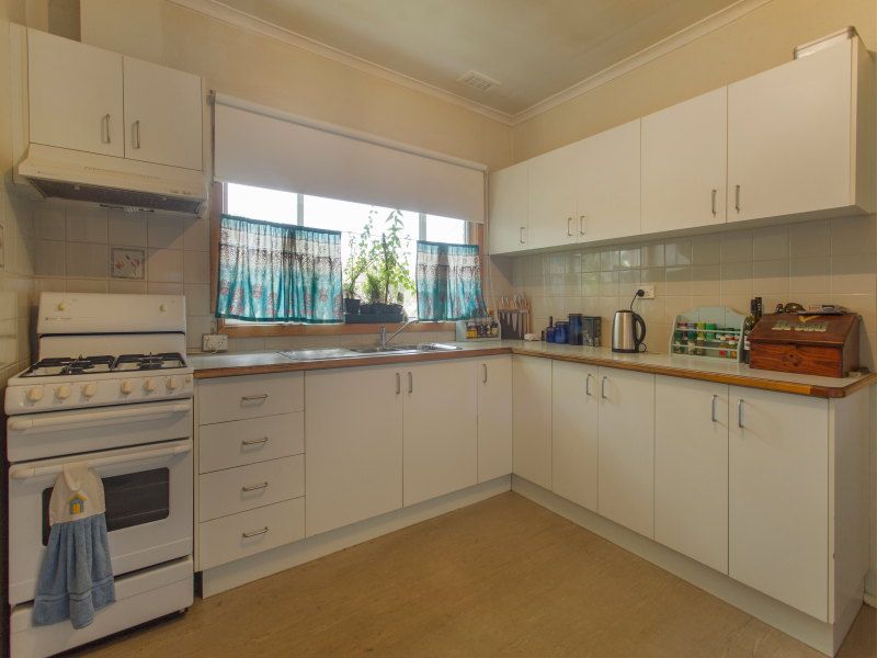 21 Pine Street, FRANKSTON NORTH, VIC 3200