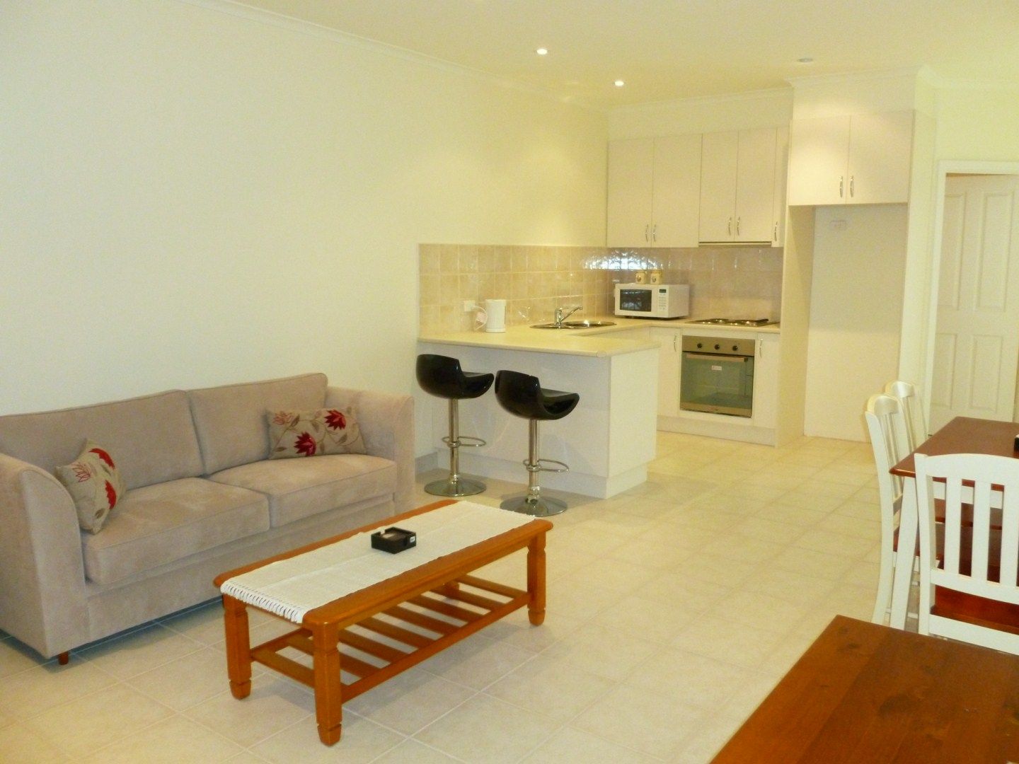 GFL 120 Grandview Road, WHEELERS HILL, VIC 3150