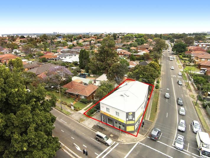 108 Pittwater Road, GLADESVILLE NSW 2111