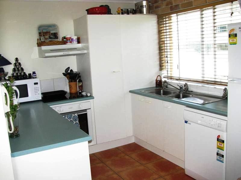 Unit 8, "Cascade Apartments", 23 Maltman Street South, KINGS BEACH, QLD 4551