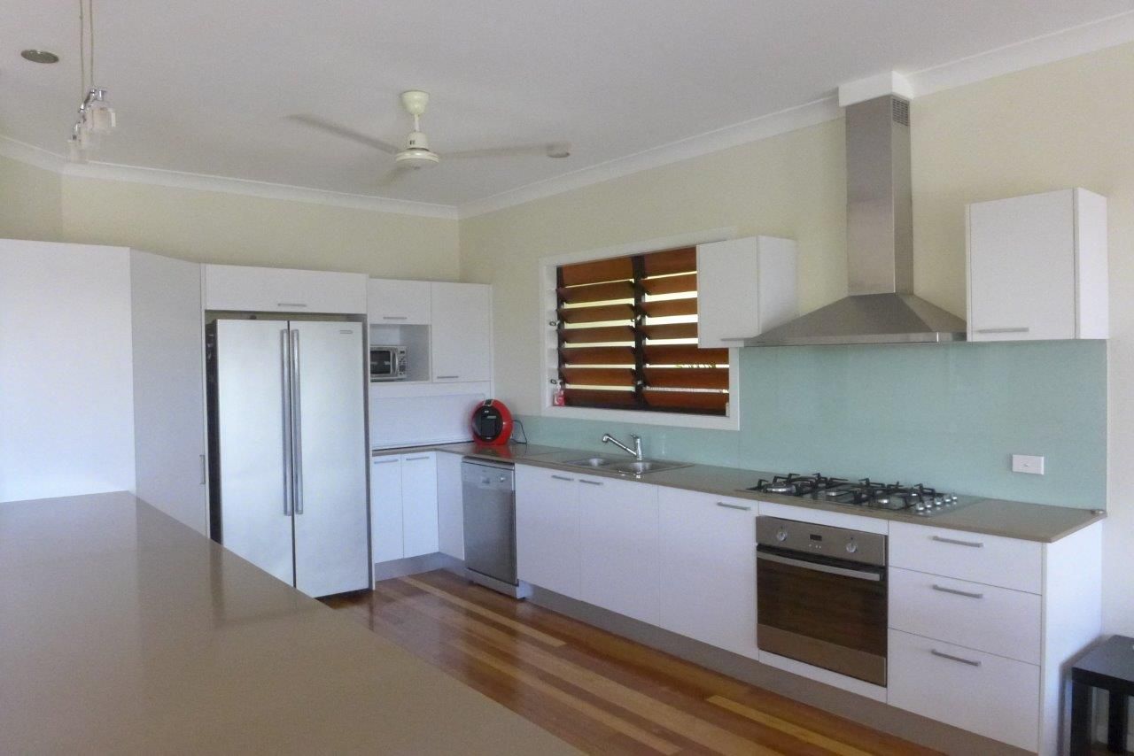 11 Norwood Crescent, TRINITY PARK, QLD 4879