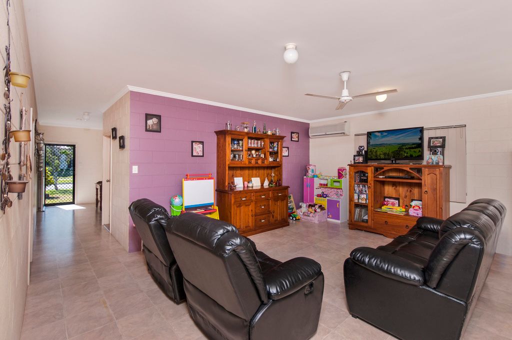 187 Timberlea Drive, Bentley Park, QLD 4869