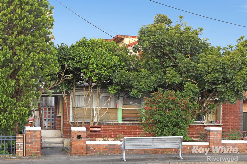 4 Lily Street, Hurstville, NSW 2220