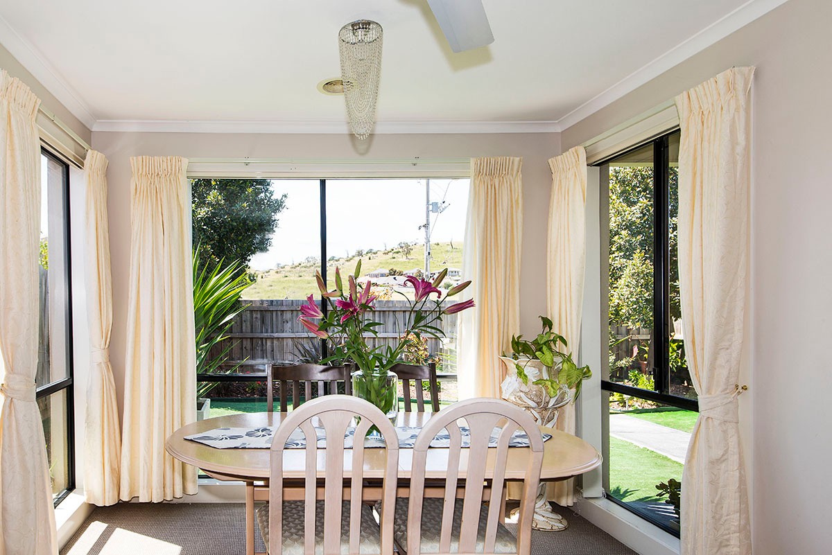 260 The Lakes Boulevard, SOUTH MORANG, VIC 3752