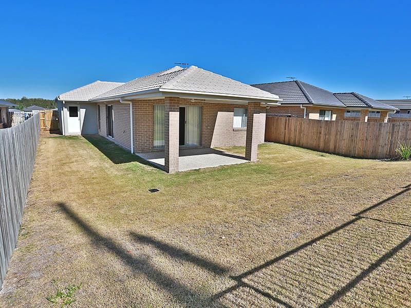 2/20 Water Gum Crescent, NINGI, QLD 4511
