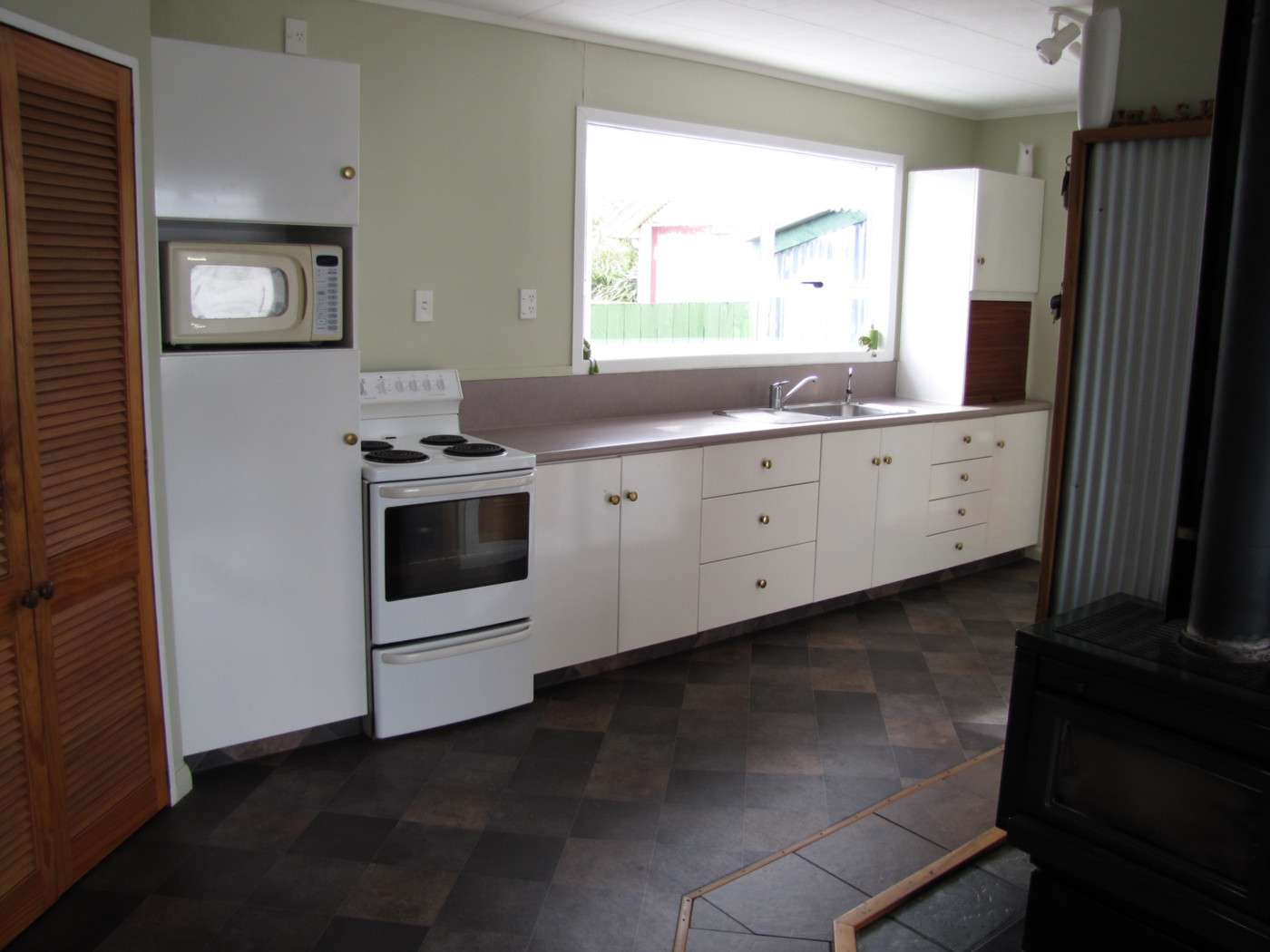 62 McGill Street, Waimangaroa, Buller District Real Estate Ray