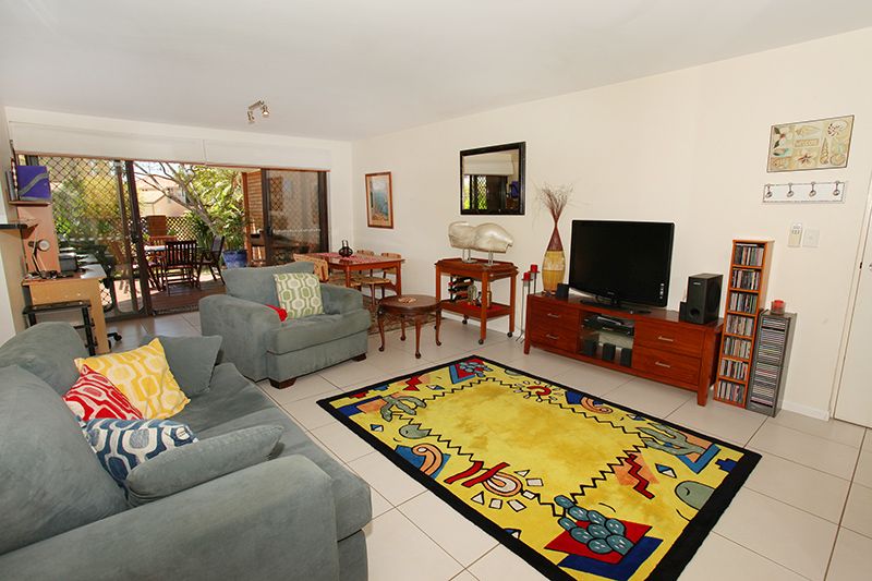 1/7 Yallanga Place, MOOLOOLABA, QLD 4557