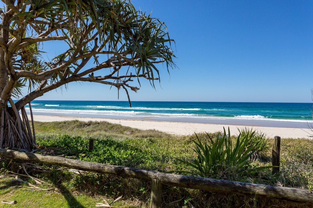 6/369 Golden Four Drive, TUGUN, QLD 4224