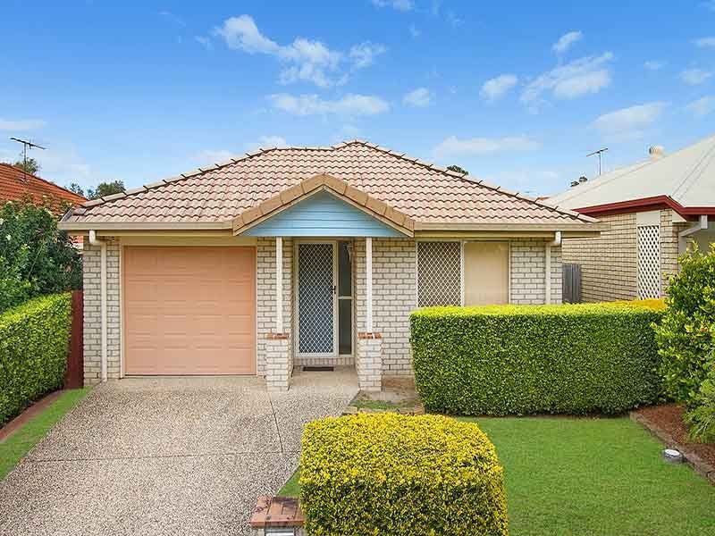 24 Gilbert Street, NORTH LAKES, QLD 4509