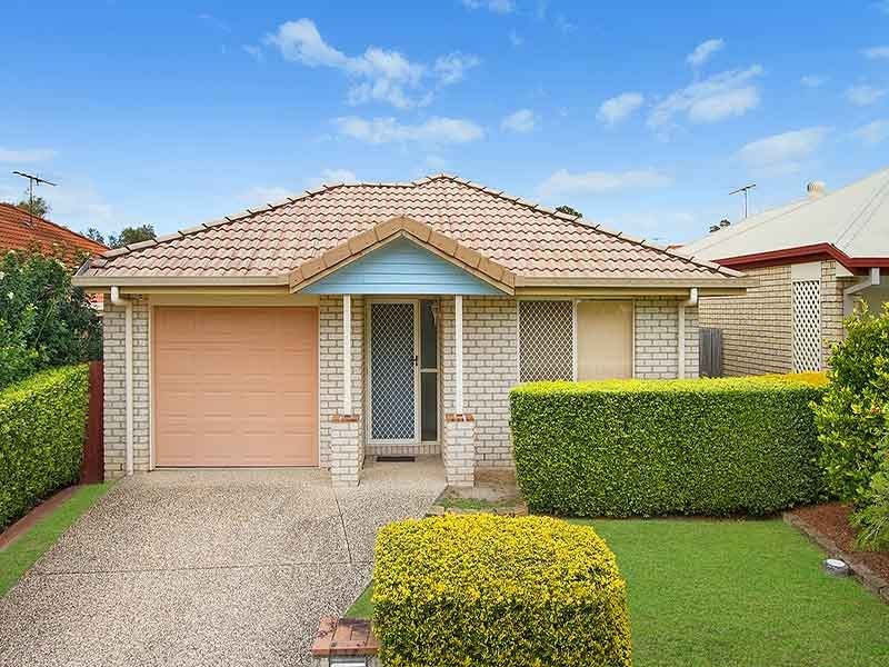 24 Gilbert Street, NORTH LAKES, QLD 4509