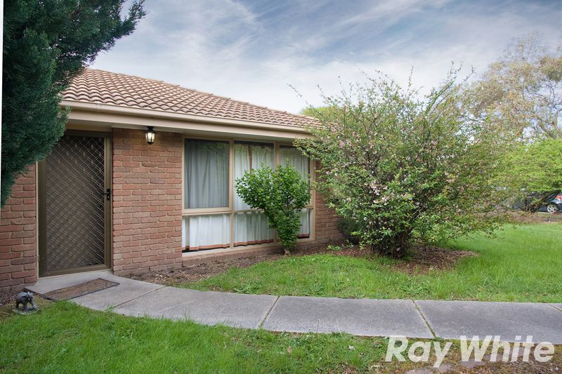 4 Tania Court, PAKENHAM, VIC 3810