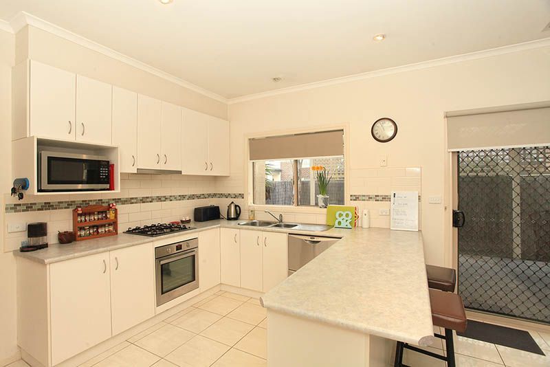 3 Strahan Place, SOUTH MORANG, VIC 3752