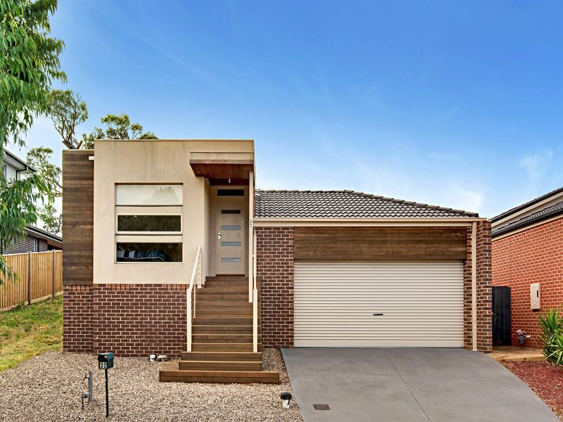 32 Melliodora Drive, MERNDA VIC 3754