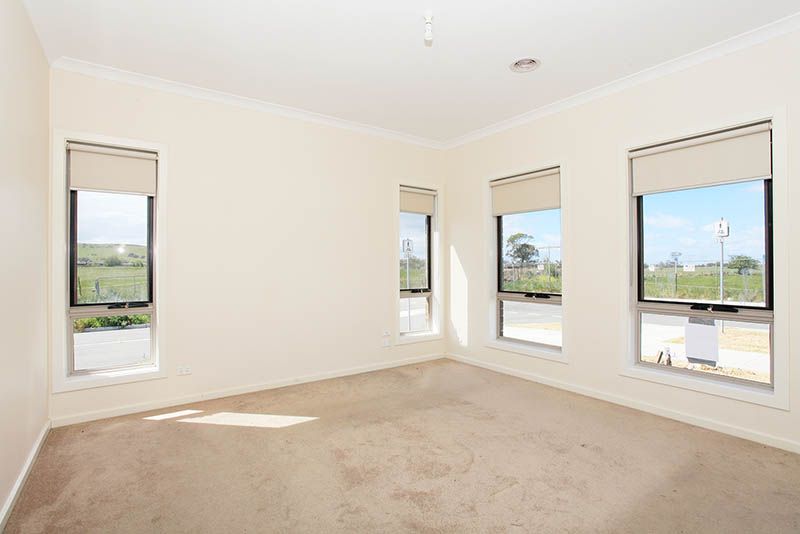 2 Baltrum Drive, WOLLERT, VIC 3750