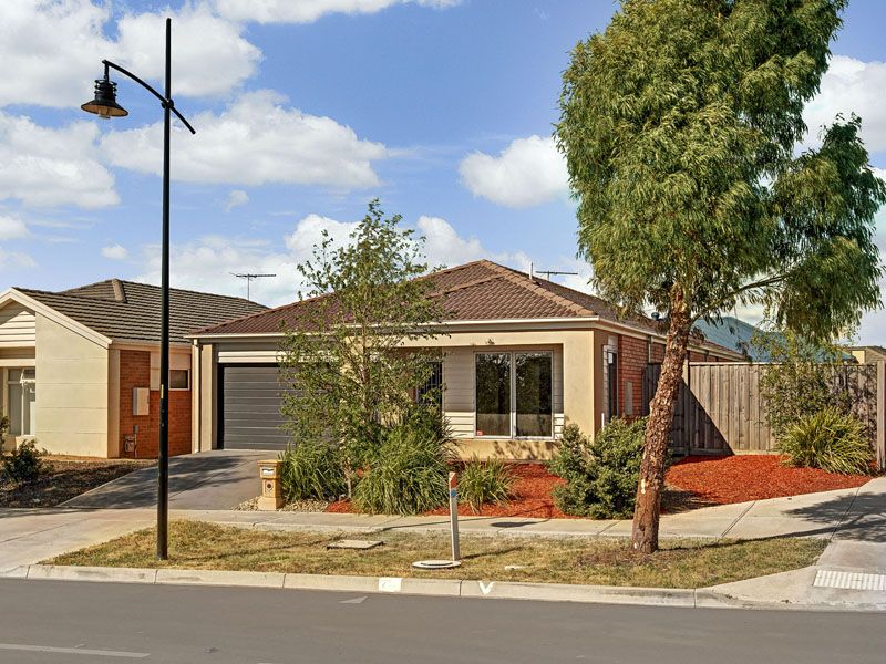 2 Ducal Parkway, MERNDA VIC 3754