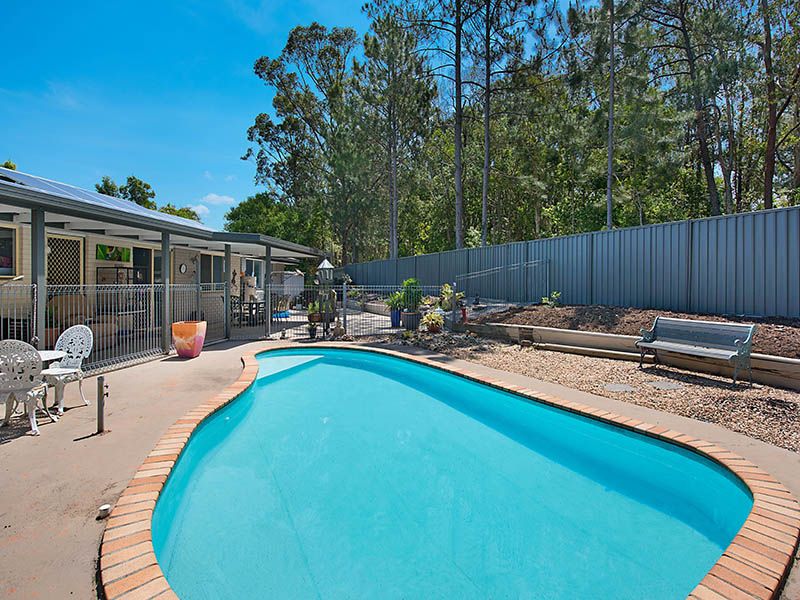 11 Rosewood Court, LANDSBOROUGH, QLD 4550