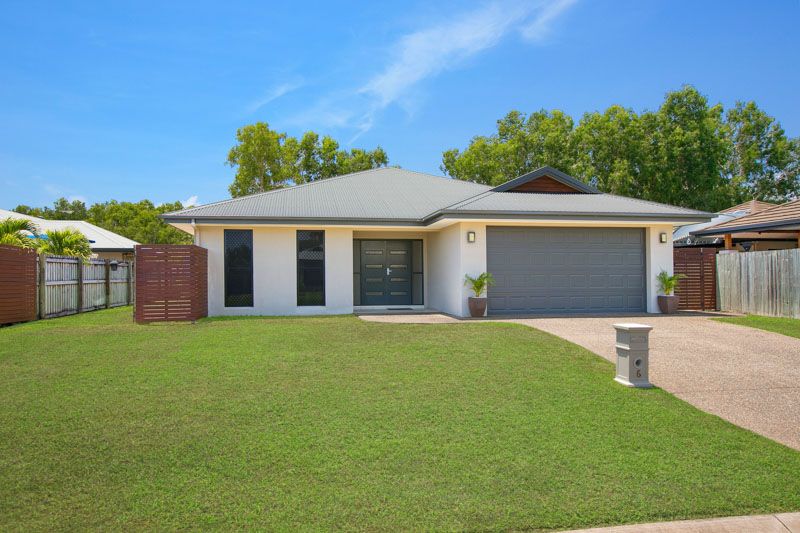 Trinity Beach, QLD 4879