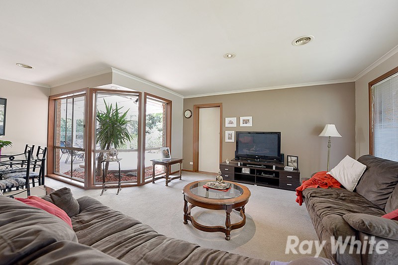 31 Watermoor Avenue, KILSYTH SOUTH, VIC 3137