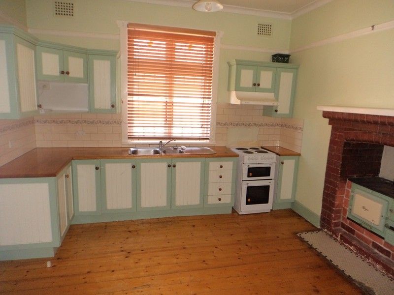 33 George Street, GOULBURN, NSW 2580