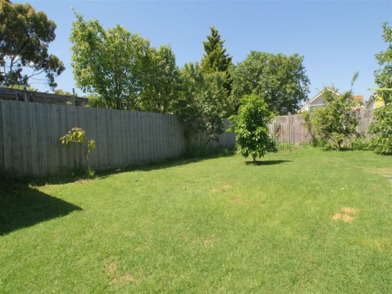 26 Ames Avenue, Carnegie, VIC 3163