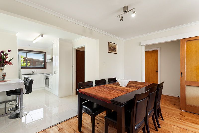 2/1 York Avenue, Oakleigh, VIC 3166