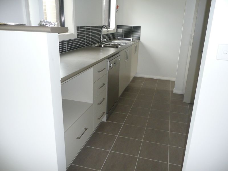 2 Kestrel Circuit, SHORTLAND, NSW 2307