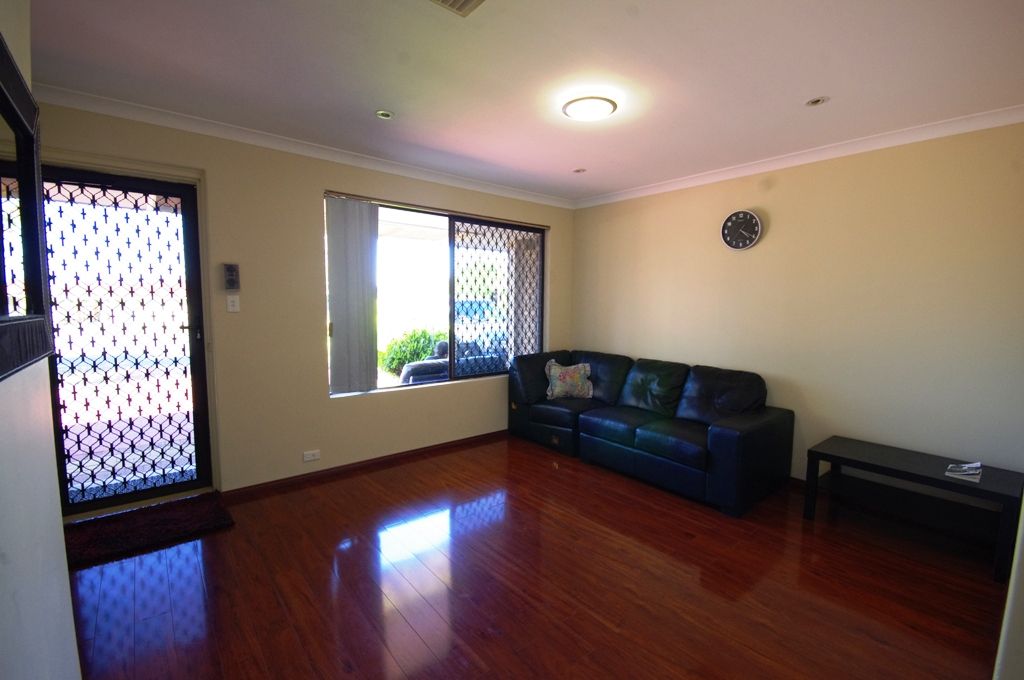 15 Cedar Court, Mirrabooka, WA 6061
