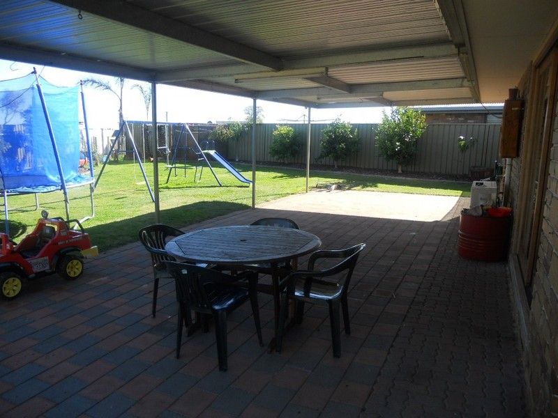 4 Chancellor Court, RED CLIFFS, VIC 3496