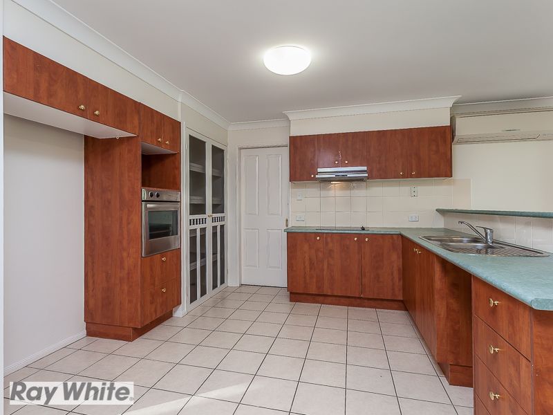 8 Kalbarri Court, North Lakes, QLD 4509