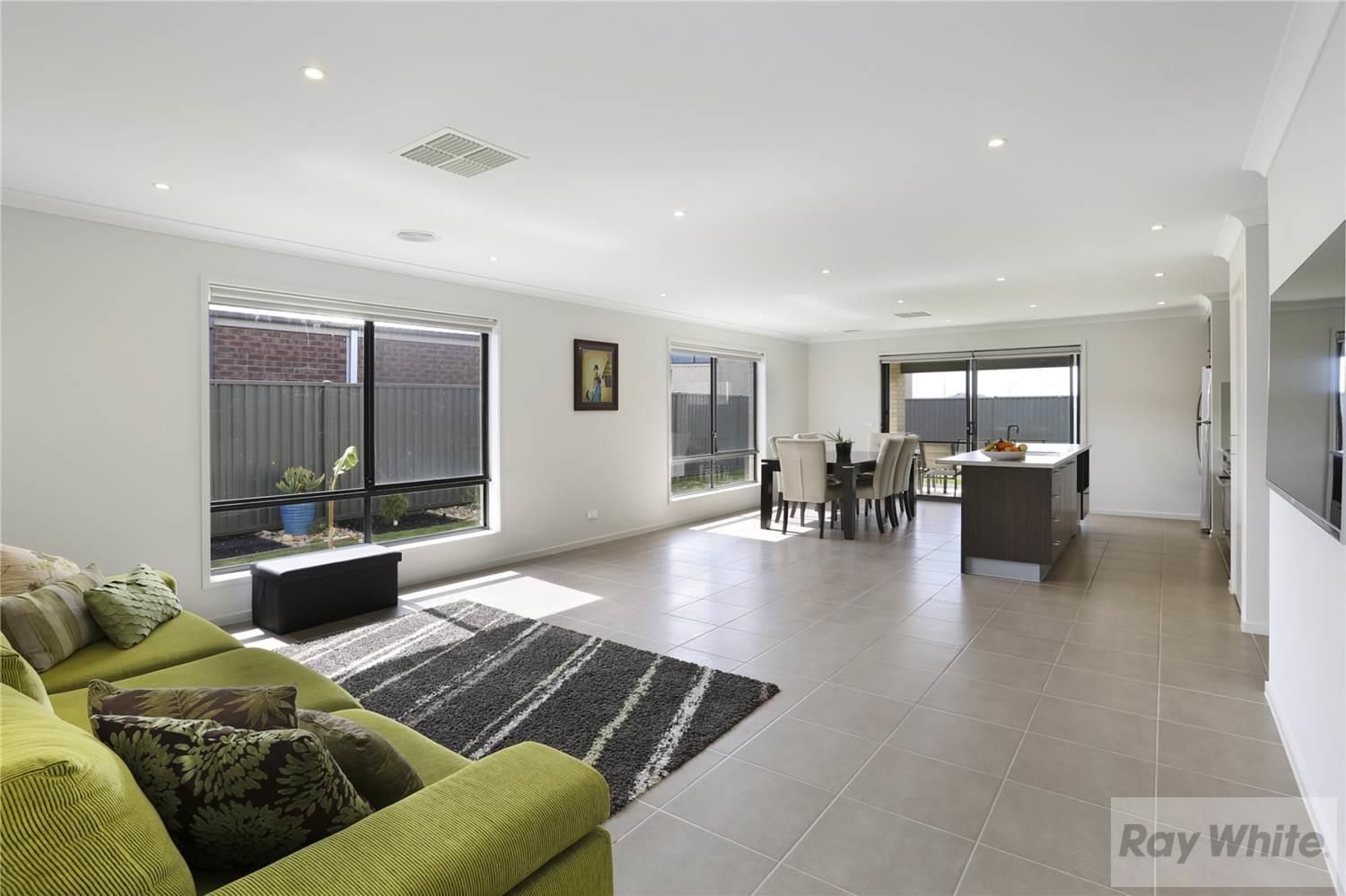 154 Canterbury Road West, Lara, VIC 3212