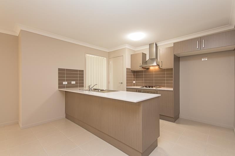10 Bailey Street, Yarrabilba, QLD 4207