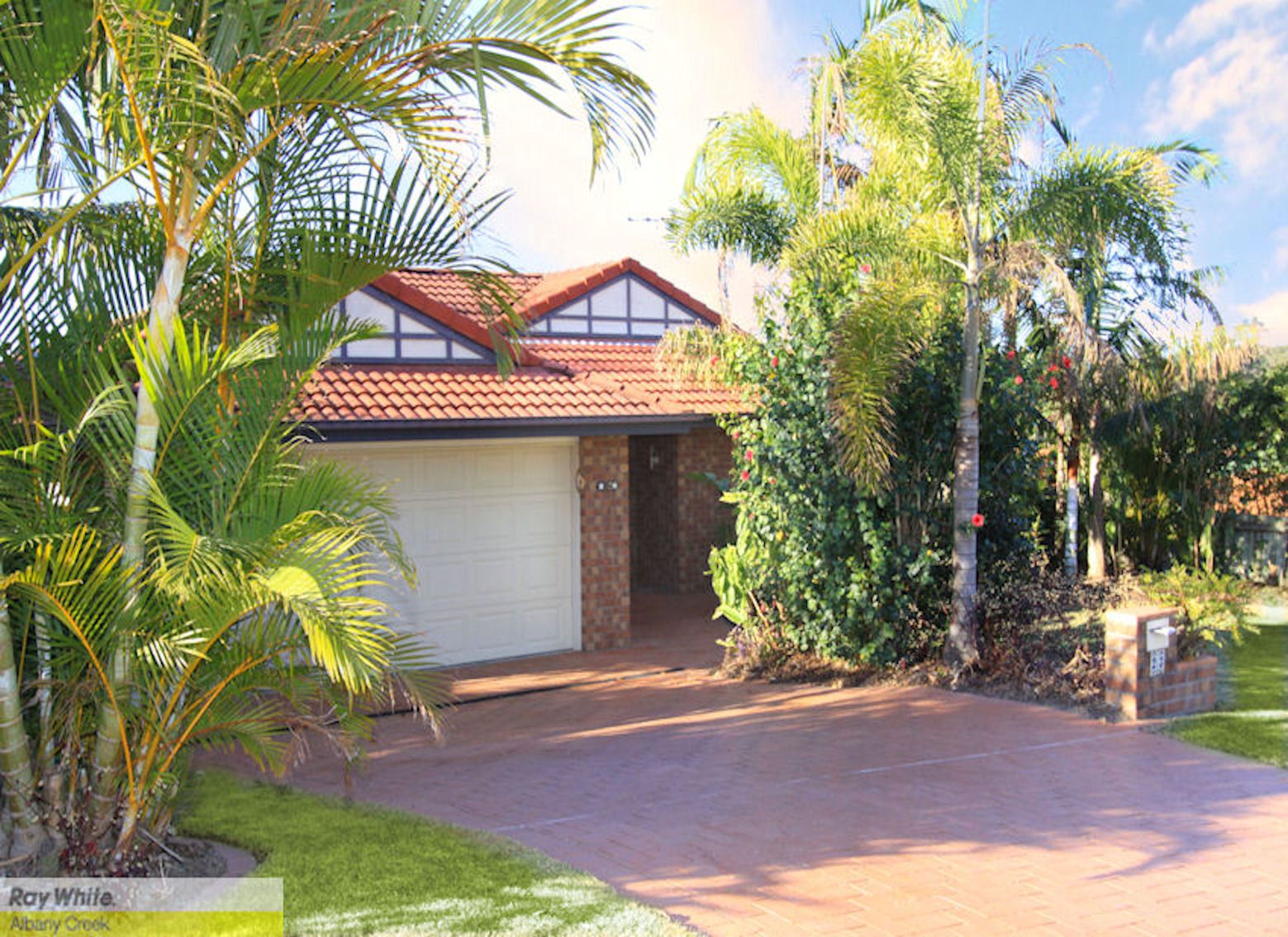 23 Trevallyn Place, UPPER KEDRON QLD 4055