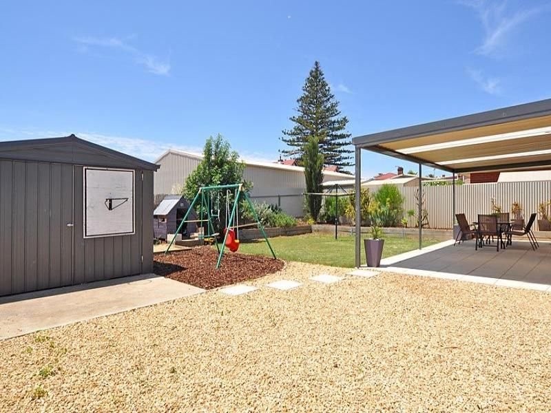 16 Meyer Road, Murray Bridge, SA 5253