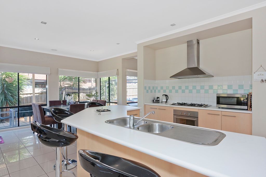5 Raphael Rise, South Morang, VIC 3752