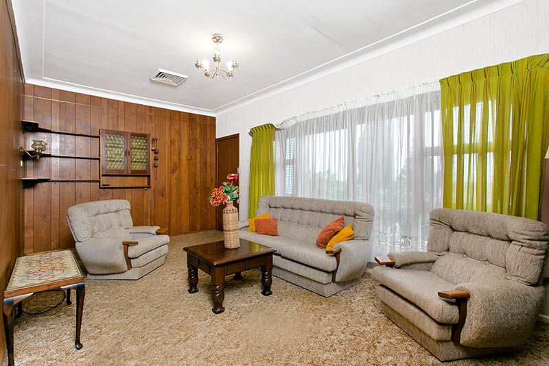 54 Lake Entrance, Oak Flats, NSW 2529