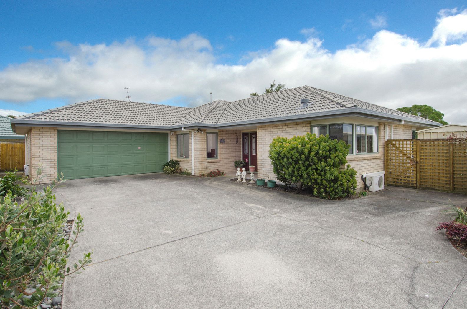 10 Beachlands Place, Papamoa, Tauranga City