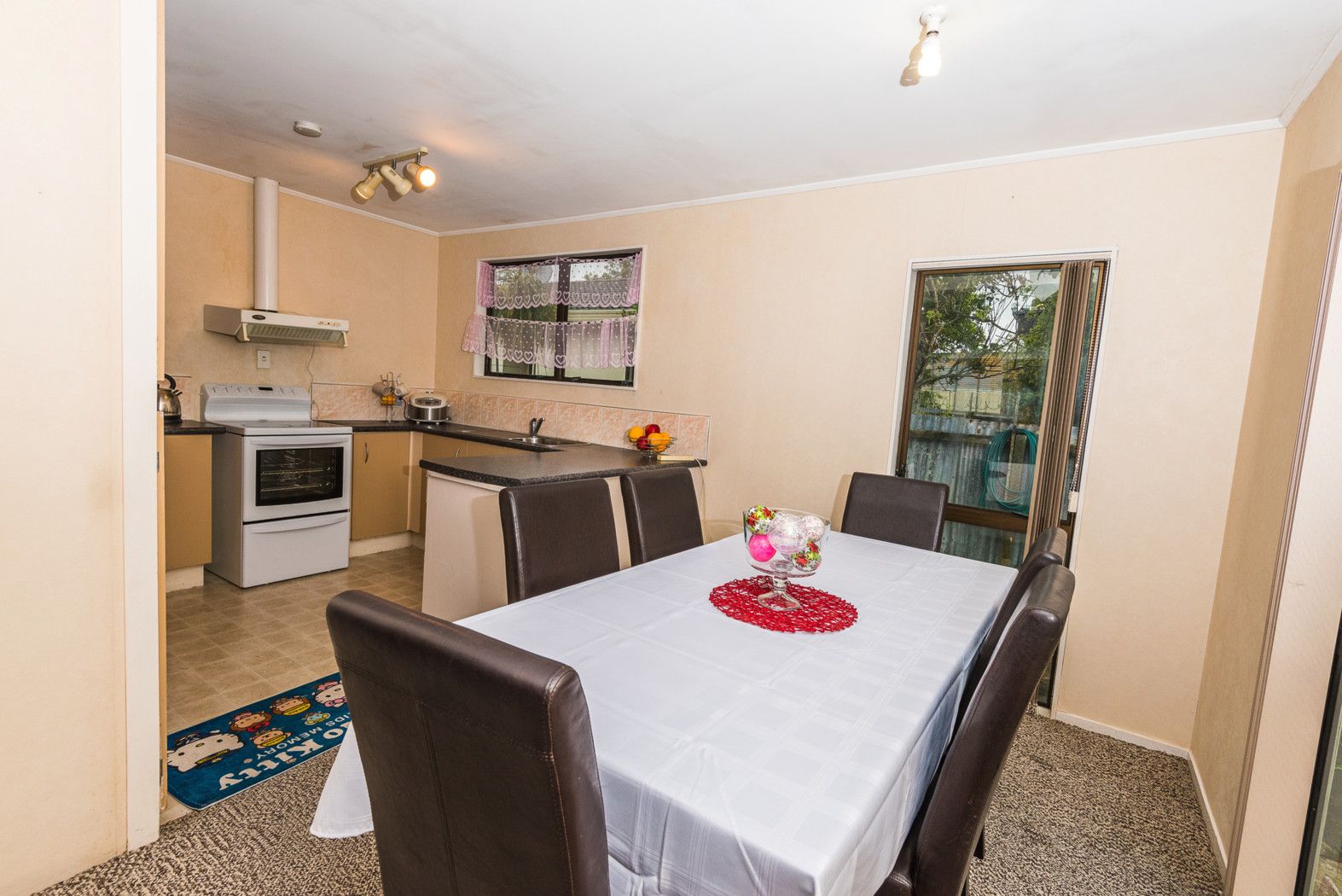 2/190 Te Irirangi Drive, Flat Bush, Manukau City