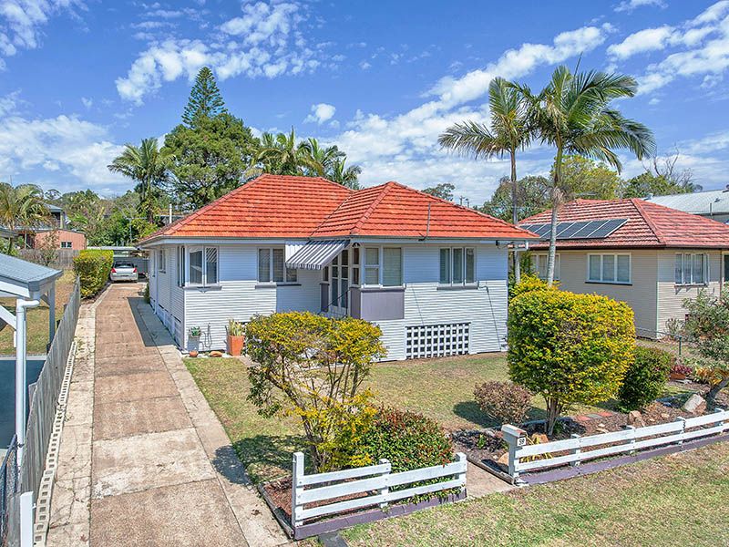 59 Camelia Street, CANNON HILL, QLD 4170