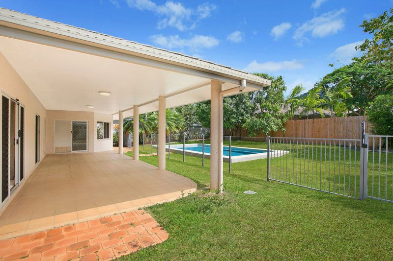 Kewarra Beach, QLD 4879
