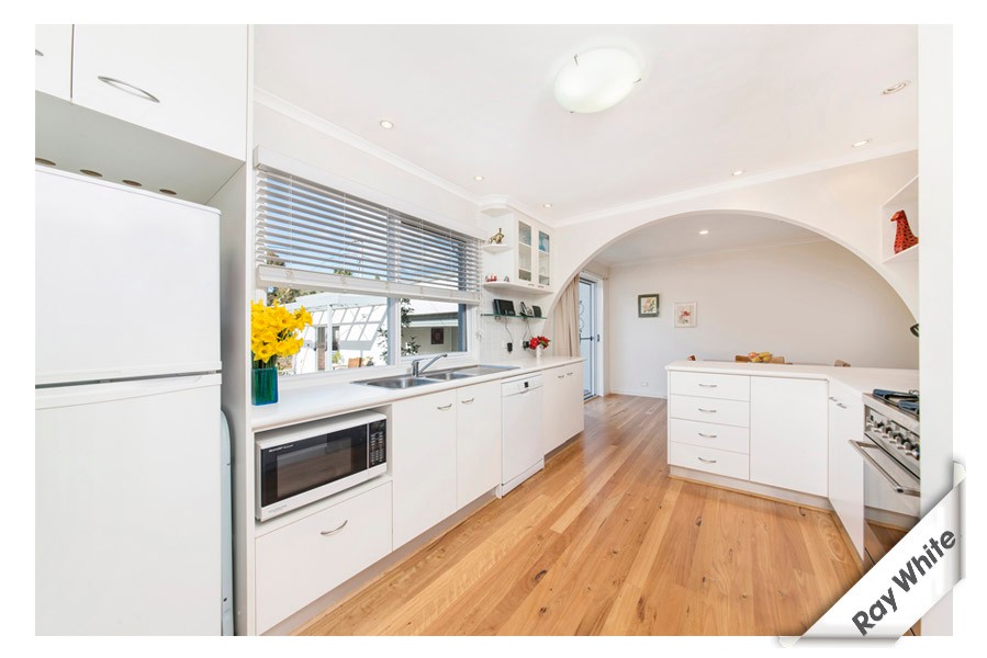 32 Mirrabucca Crescent, GIRALANG, ACT 2617