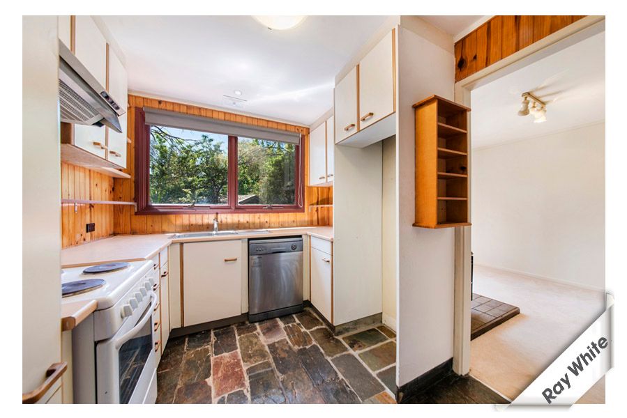 16 Shand Place, Latham ACT 2615