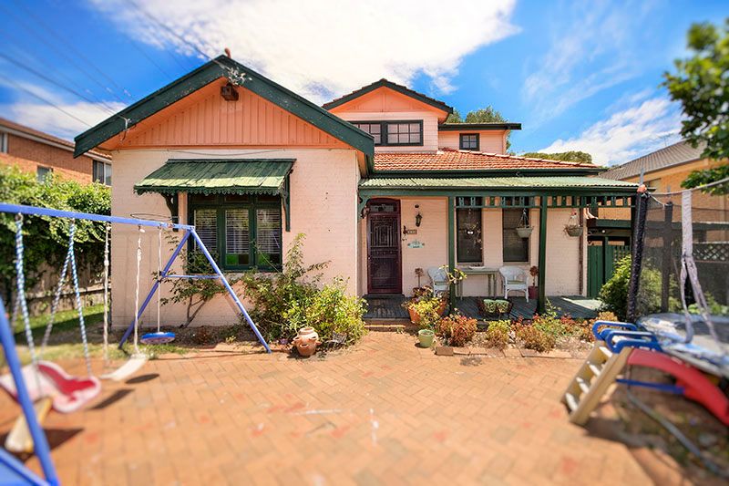 233 Dora Street, Hurstville, NSW 2220