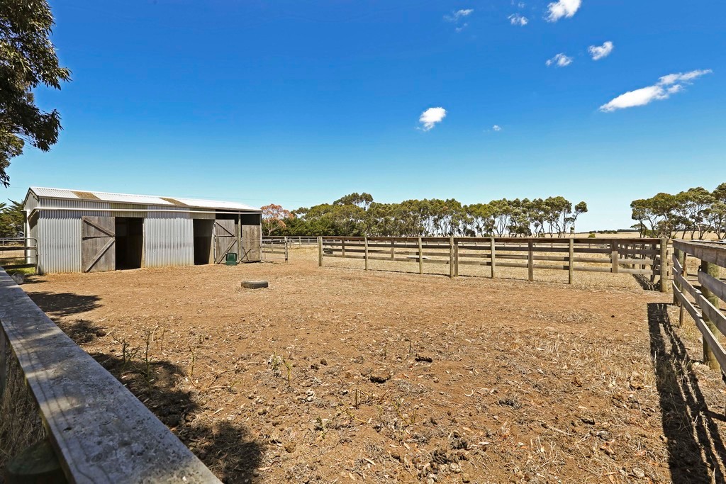 829 Wingeel Road, Inverleigh, VIC 3321