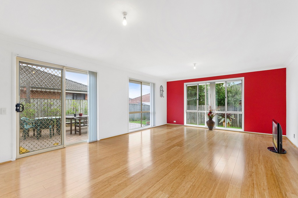 33 Karara Avenue, Horsley, NSW 2530