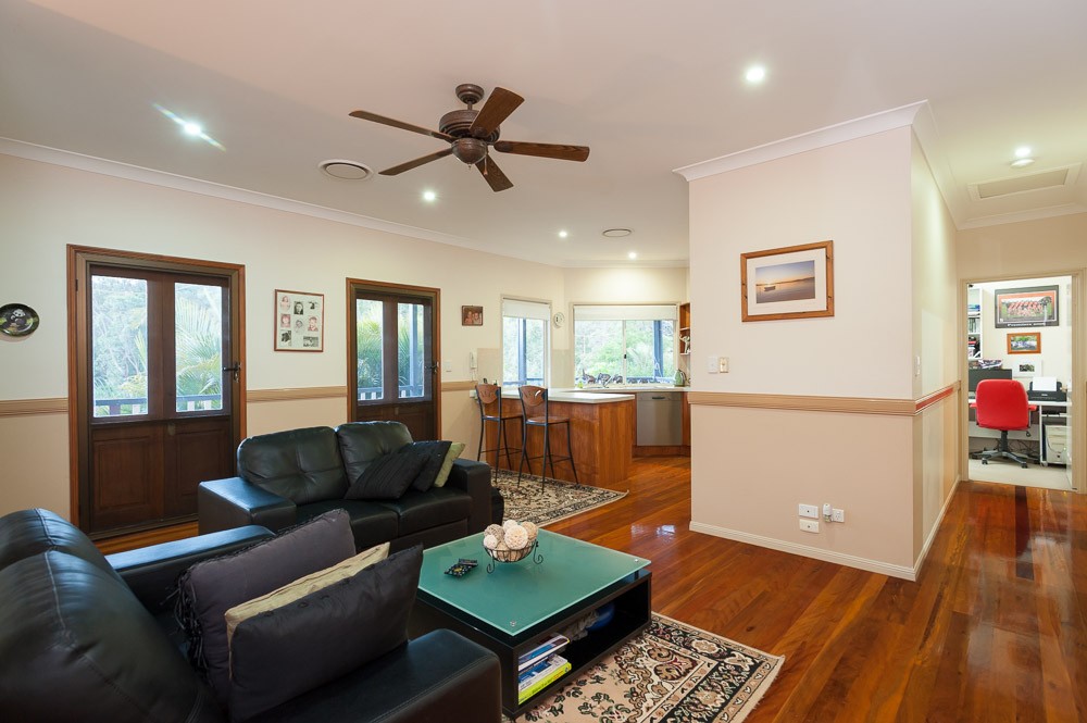 2 Mountridge Close, Kiels Mountain, QLD 4559