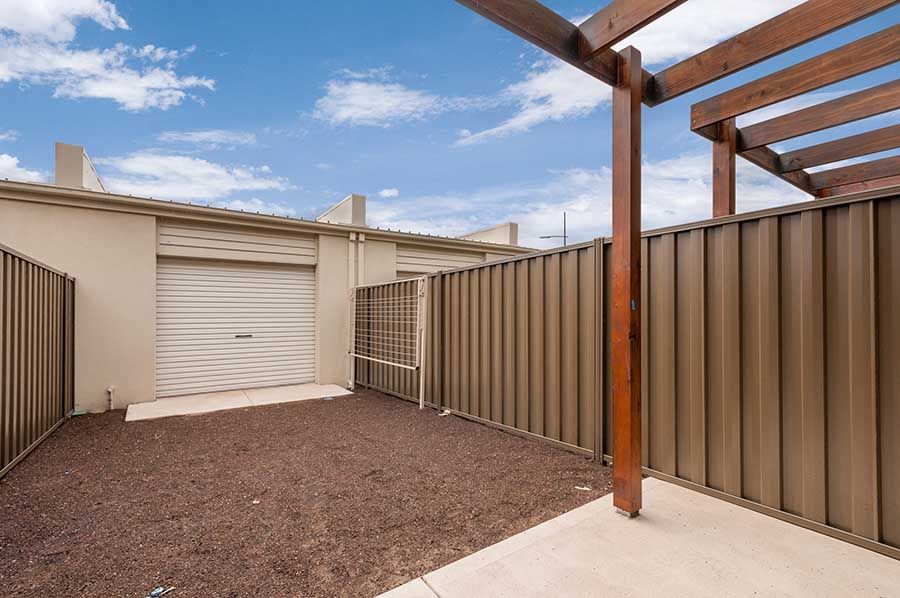40 Windrock Avenue, Craigieburn, VIC 3064