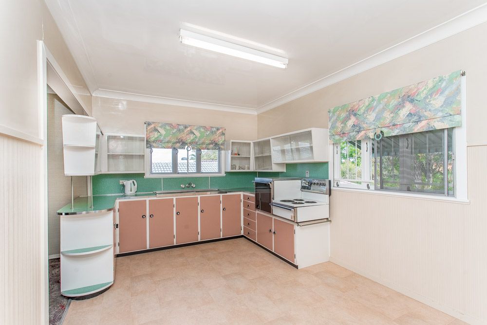 11 Marieander Street, Tarragindi, QLD 4121