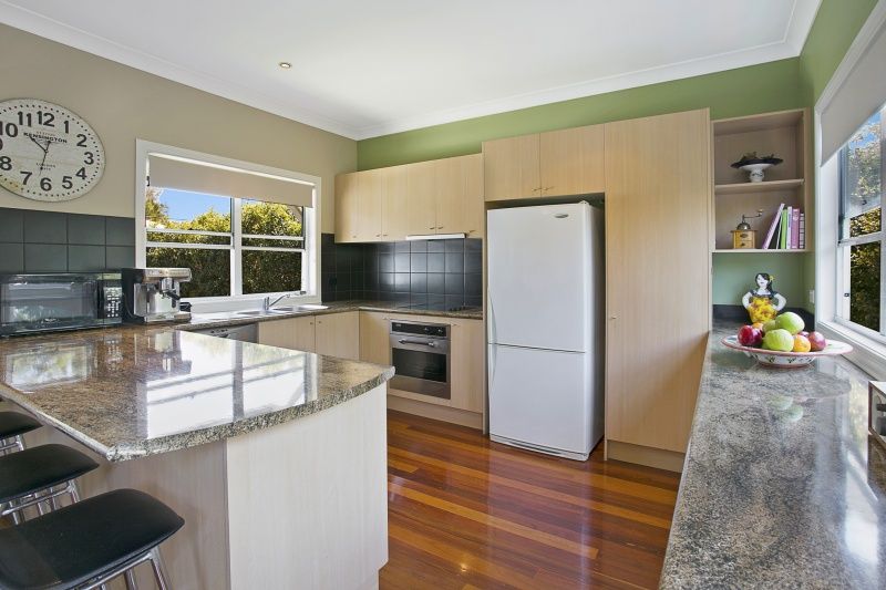 4 Blackwood Street, Sherwood, QLD 4075