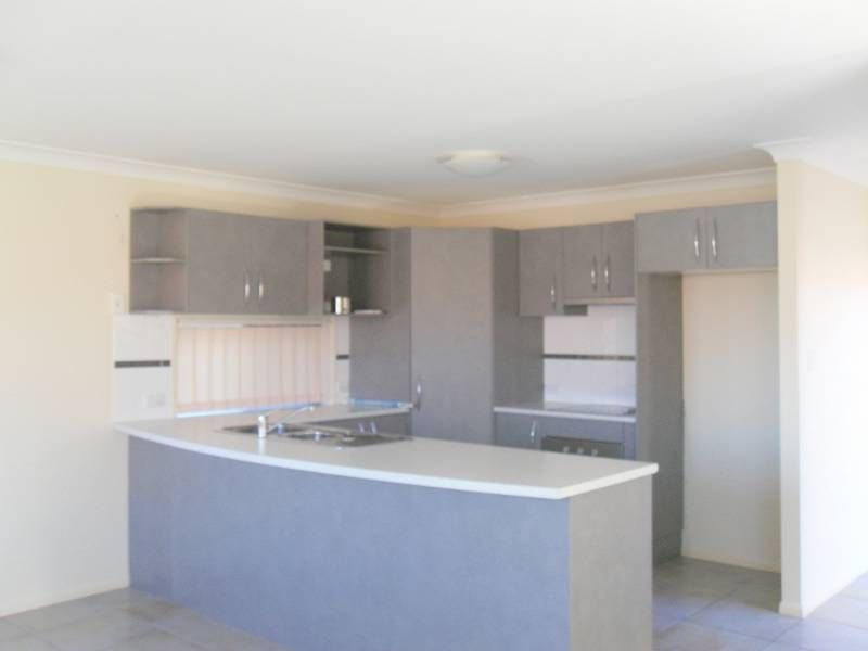 41 Leichhardt Avenue, ROTHWELL, QLD 4022